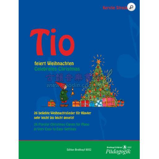 Kerstin Strecke Tio Celebrates Christmas